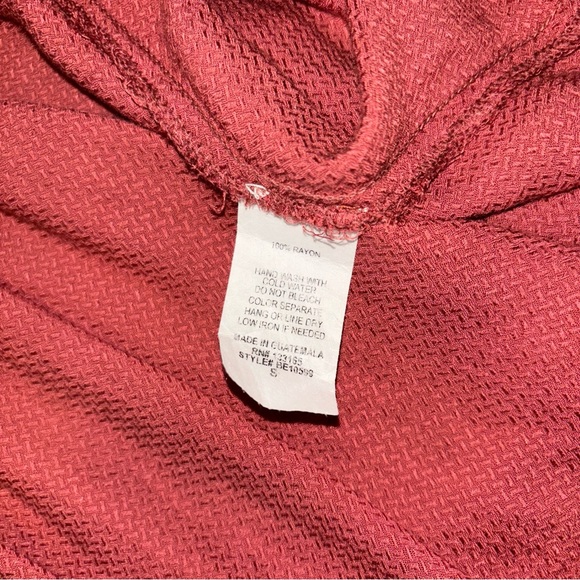 Altar’d State Top - Picture 3 of 3